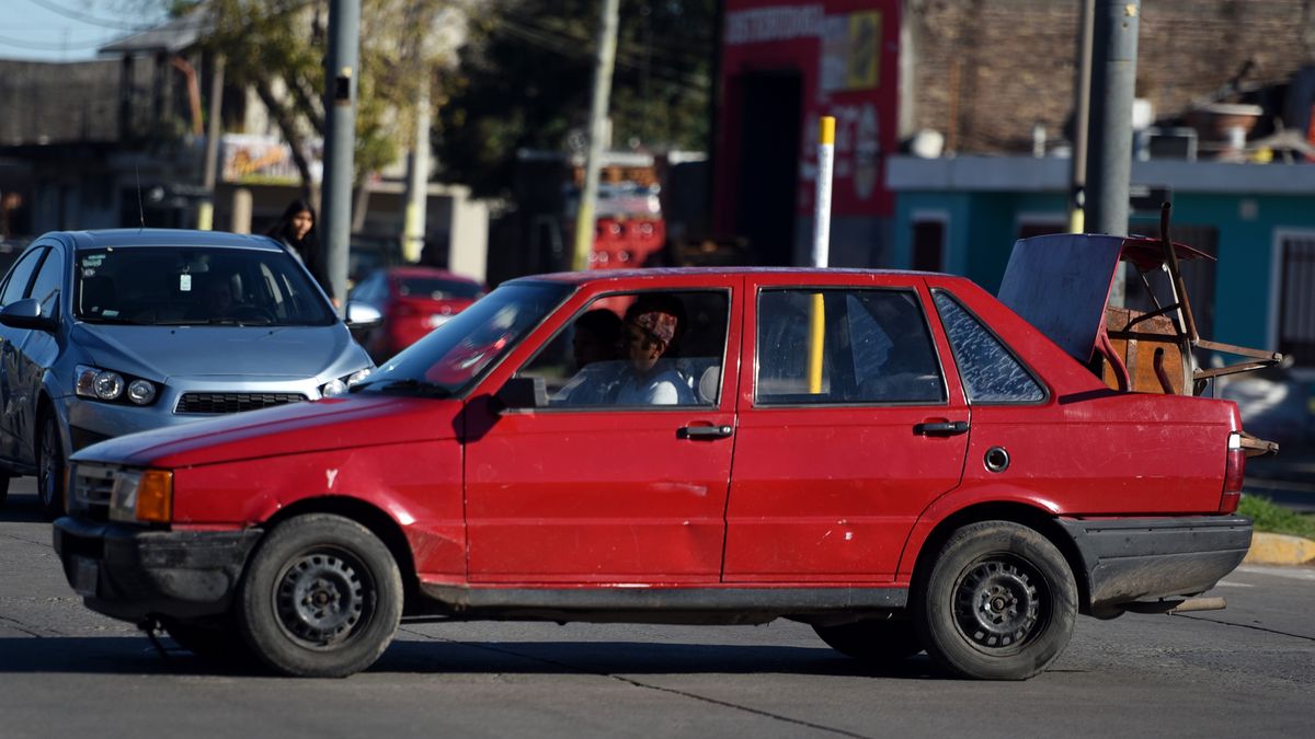 Envejece el parque automotor: la mitad de los autos de Rosario tiene más de 15  años de antigüedad