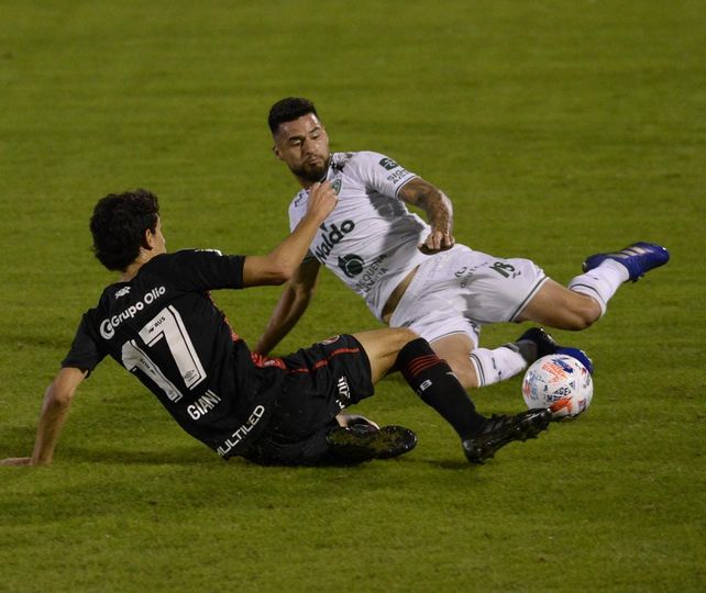Newells empató con Sarmiento y terminó último en la Copa de la Liga