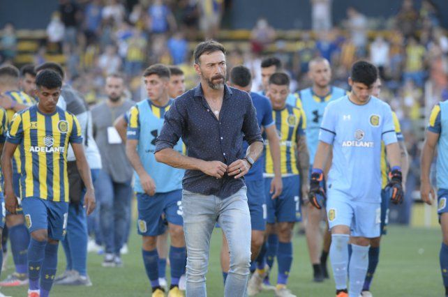 Centra se fue de la cancha envuelto en una gran decepción.
