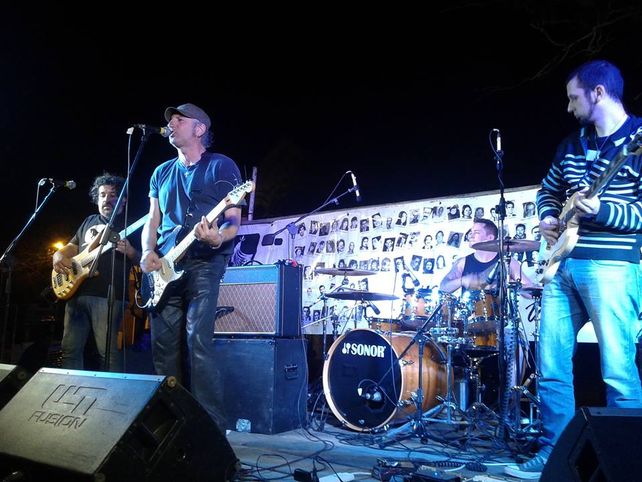 Calle Ramiro Maradey, un homenaje a un emblema del rock local