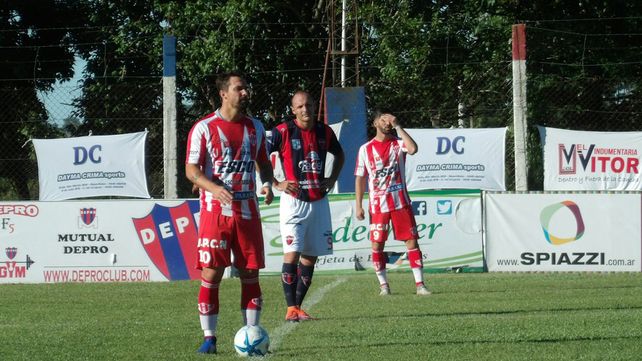 El Depro y Atlético Paraná igualaron en Pronunciamiento
