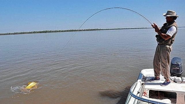Se habilitó la pesca desde la costa o embarcación en Santa Fe.