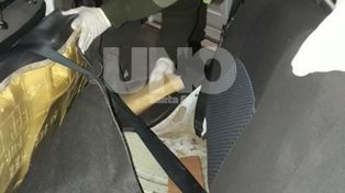Dos remiseros irán a juicio por haber transportado ocho kilos de marihuana en un auto