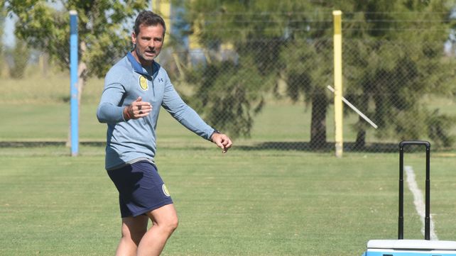 Técnico canalla. Diego Cocca buscará ante Aldosivi cambiarle la cara al equipo tras las flojas actuaciones en la Superliga y la Copa.