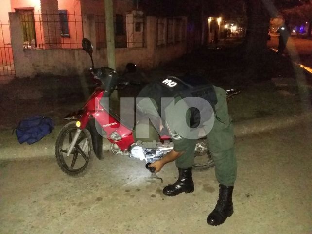 Inspección. El momento en que el gendarme requisó el vehículo.&nbsp;