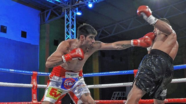 Daniel Aquino arrancó el año noqueando el 2022
