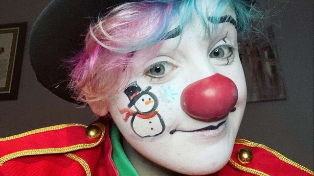 Tinder detectó irregularidades en la cuenta de la joven payaso