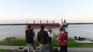 Nanni Luminarias: “Esa zona es la más apta para esa actividad de avistaje de ovnis ya que el río Paraná sería un corredor energético por donde transitan los platillos, lugar conocido por los entusiastas y fanáticos y curiosos que participan de esta actividad con frecuencia, ante la convocatoria de la institución”.