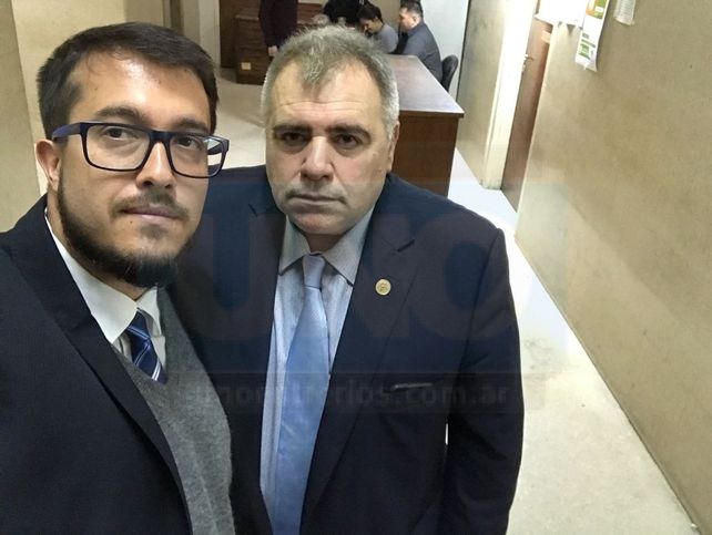 Trámite cumplido. Este mediodía se presentó formalmente la denuncia.