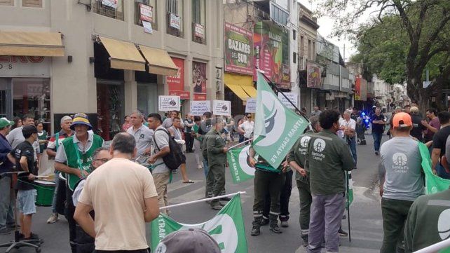 Medida de fuerza d los trabajadores municipales nucleados en Utram