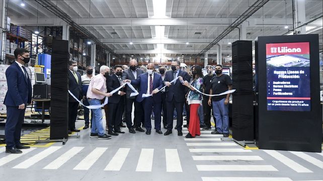 Autoridades de la UOM participaron del acto de presentación del plan de inversiones de Liliana.
