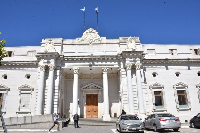 Se reactiva el debate legislativo en torno al presupuesto provincial 2022.