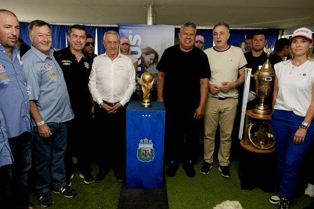 La copa del mundo FIFA se paseó por Rafaela