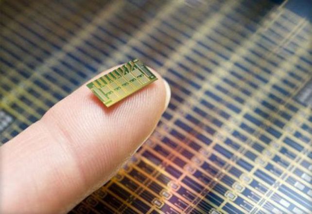 El anticonceptivo del futuro es un chip a control remoto