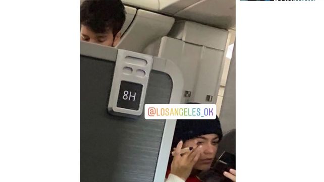 Tini Stoessel y Sebastián Yatra, in fragantis en un avión: besos y mimos debajo de la frazada