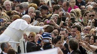 Francisco nombra a ocho cardenales para iniciar la reforma de la Iglesia