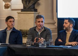 Martín Rapetti, en Santa Fe: El trabajo que tenemos por delante es diversificar la economía argentina