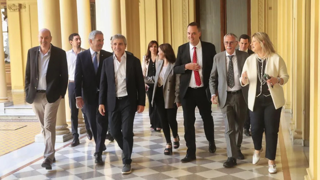 Reunión de Gabinete: Milei volvió a respaldar a Adorni