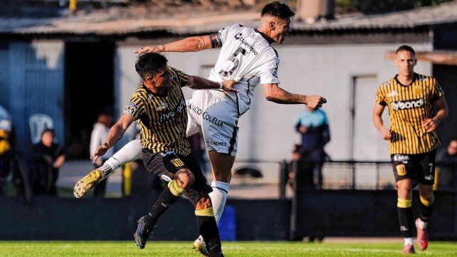Colón estiró el invicto, pero se volvió Deportivo 1-1 y le falta impulso para cortarse arriba