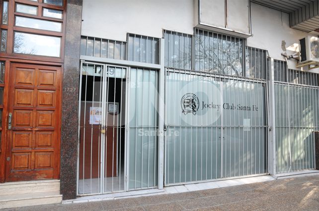 La sede del Jockey Club en el sur de la ciudad.