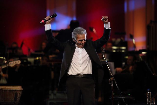 &ldquo;Es el destino de ser un cantante que se acompa&ntilde;a con la guitarra