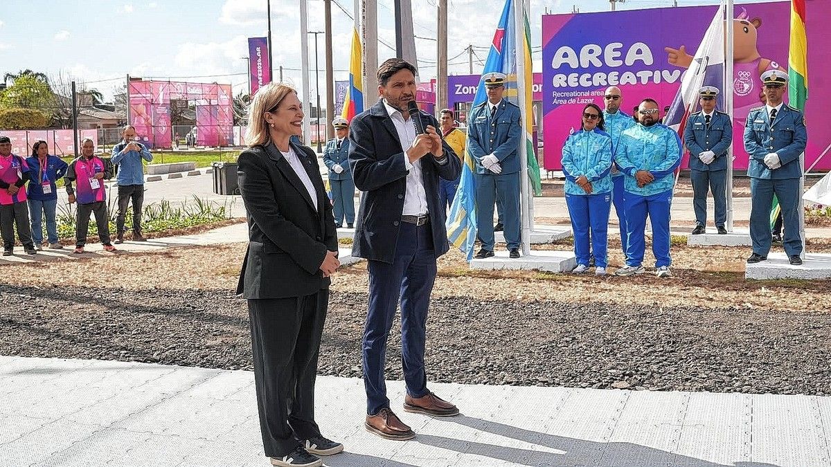Uno Santa Fe | Juegos Suramericanos: Pullaro y Poletti dieron la bienvenida a las delegaciones e izaron sus banderas