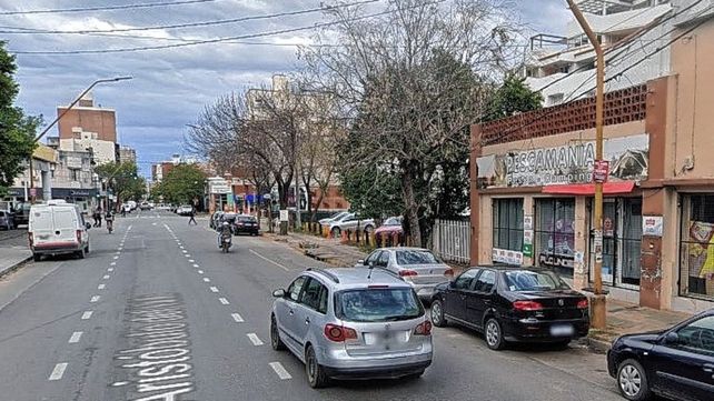 Una mujer y una adolescente intentaban robar en un kiosco