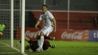 Facundo Bruera tuvo un gran semestre en Nacional de Paraguay, donde anotó muchos goles.