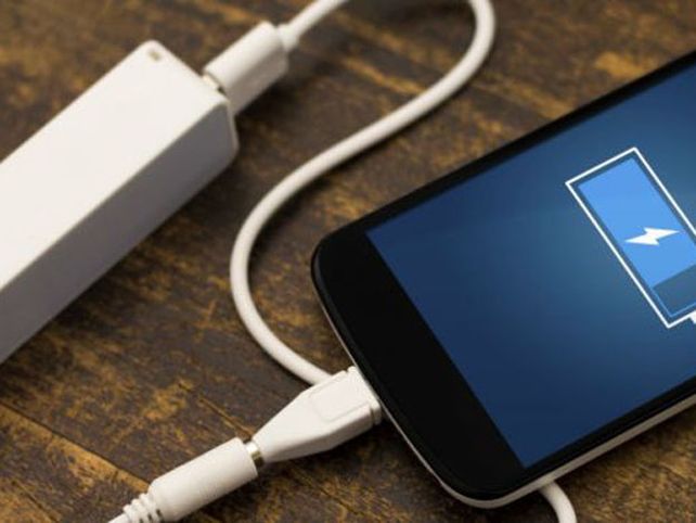 Cinco cosas a tener en cuenta al comprar una batería externa para celular