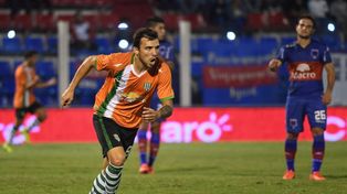 Banfield quiere afirmarse en puestos de Sudamericana