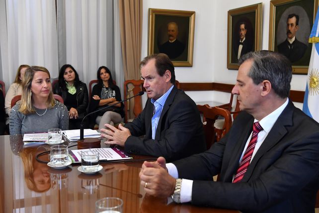Reglamentan la ley  para prevenir y sancionar la violencia contra la mujeres