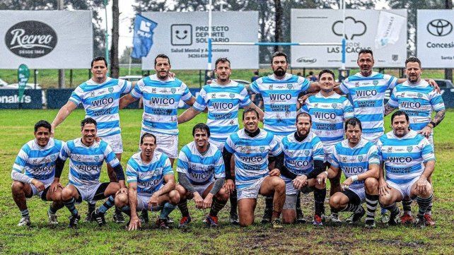 El plantel de Los Pumas Classic que jugó en las instalaciones del CRAI. El plantel de Los Pumas Classic que jugó en las instalaciones del CRAI.