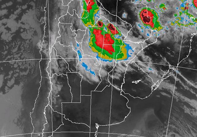 Rige un alerta por tormentas fuertes para el norte provincial