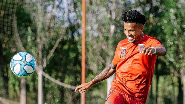 Domínguez debe seguir esperando por los lesionados en Colón