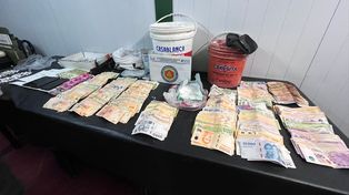Drogas y dinero decomisados por Gendarmería.