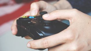 Plataformas de videojuegos como Steam y PlayStation quedarán excentas del impuesto del 30% según la disposición de Arca