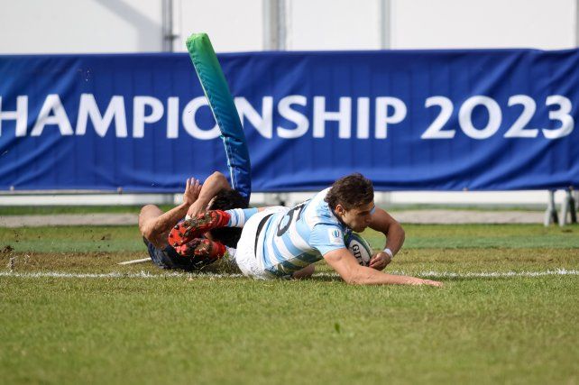 Try argentino. Los Pumitas vencieron a Japón y se aseguraron un lugar en el próximo mundial.