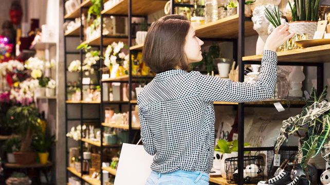 La caída en las ventas de febrero se sienten más en los rubros textiles