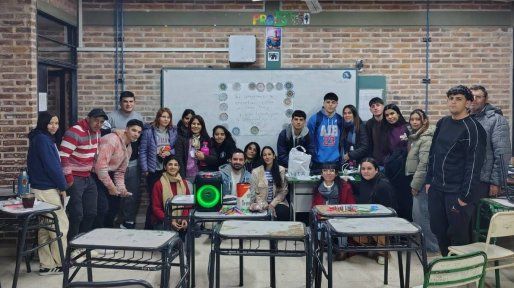 Miembros de ESA N° 27 de Hernandarias en alerta ante un expediente de reestructuración del CGE