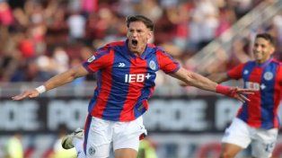 Andrés Vombergar le dio la victoria a San Lorenzo en el Nuevo Gasómetro.