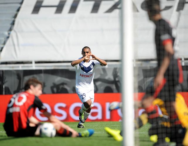 La caída ante Vélez y el flojo desempeño defensivo hacen que Montero pueda modificar el esquema.