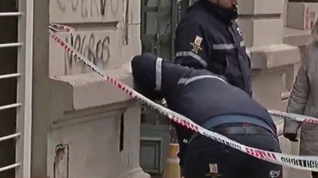 Explotó una instalación eléctrica de la escuela Alem y un operario resultó herido