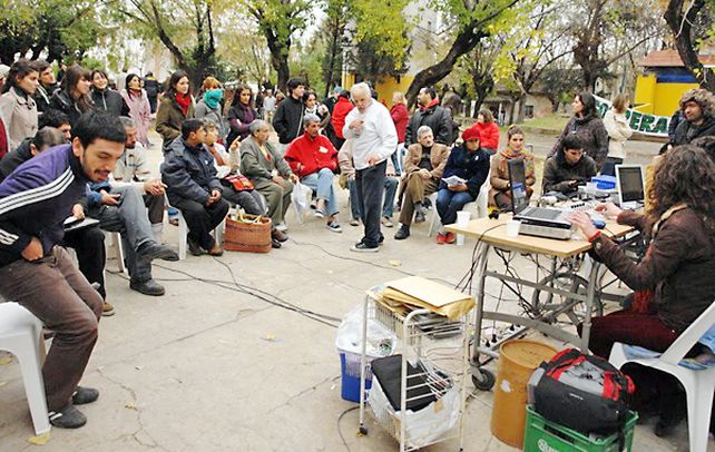 Locos por la radio. Los internos del Borda en su radio La Colifata.