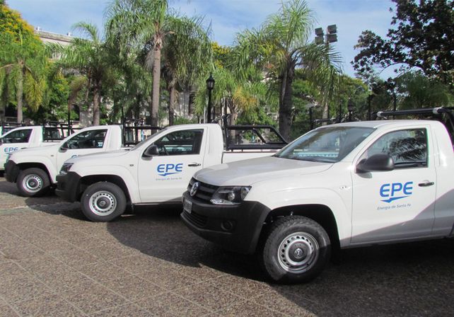 Se realizará la entrega de 48 pick-ups para la empresa provincial.// Gobierno provincia Santa Fe.