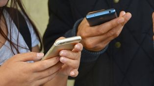 Desregularon los precios de las tarifas de celulares