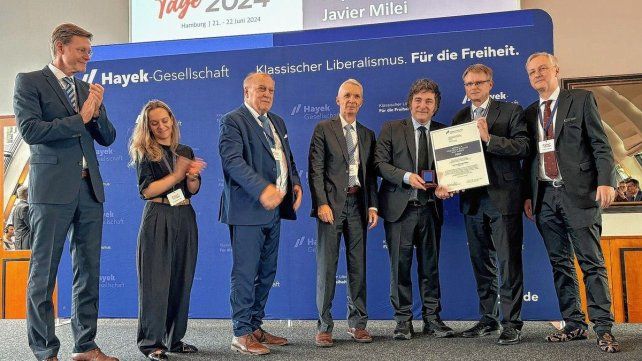 Milei llegó a Alemania en su gira europea.