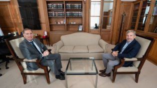 Diego Santilli se reúne con los gobernadores: recibió a Rogelio Frigerio en Casa Rosada