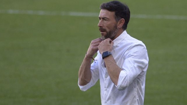 Cristian González no tiene el mejor potencial para el sábado. Foto Hector Rio