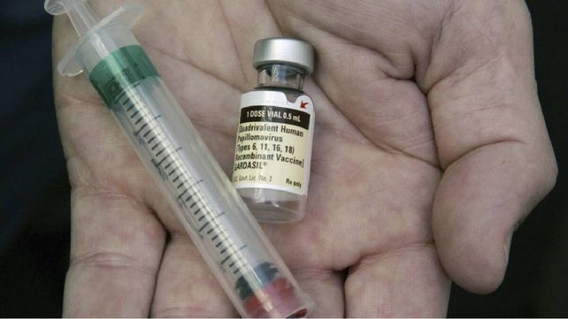 La vacuna del VPH se aplica de manera gratuita a los 11 años