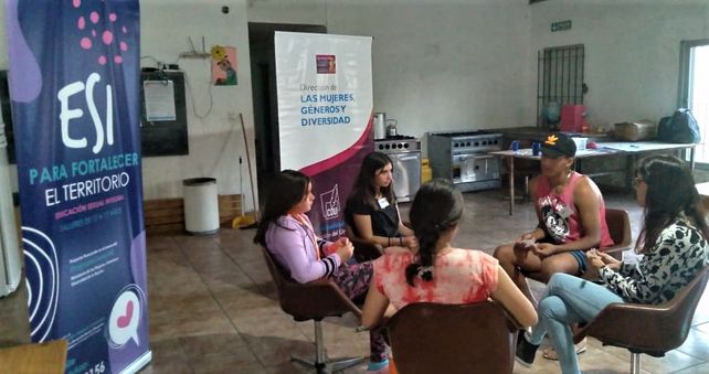 Trabajo. La problemática se aborda de manera integral.
